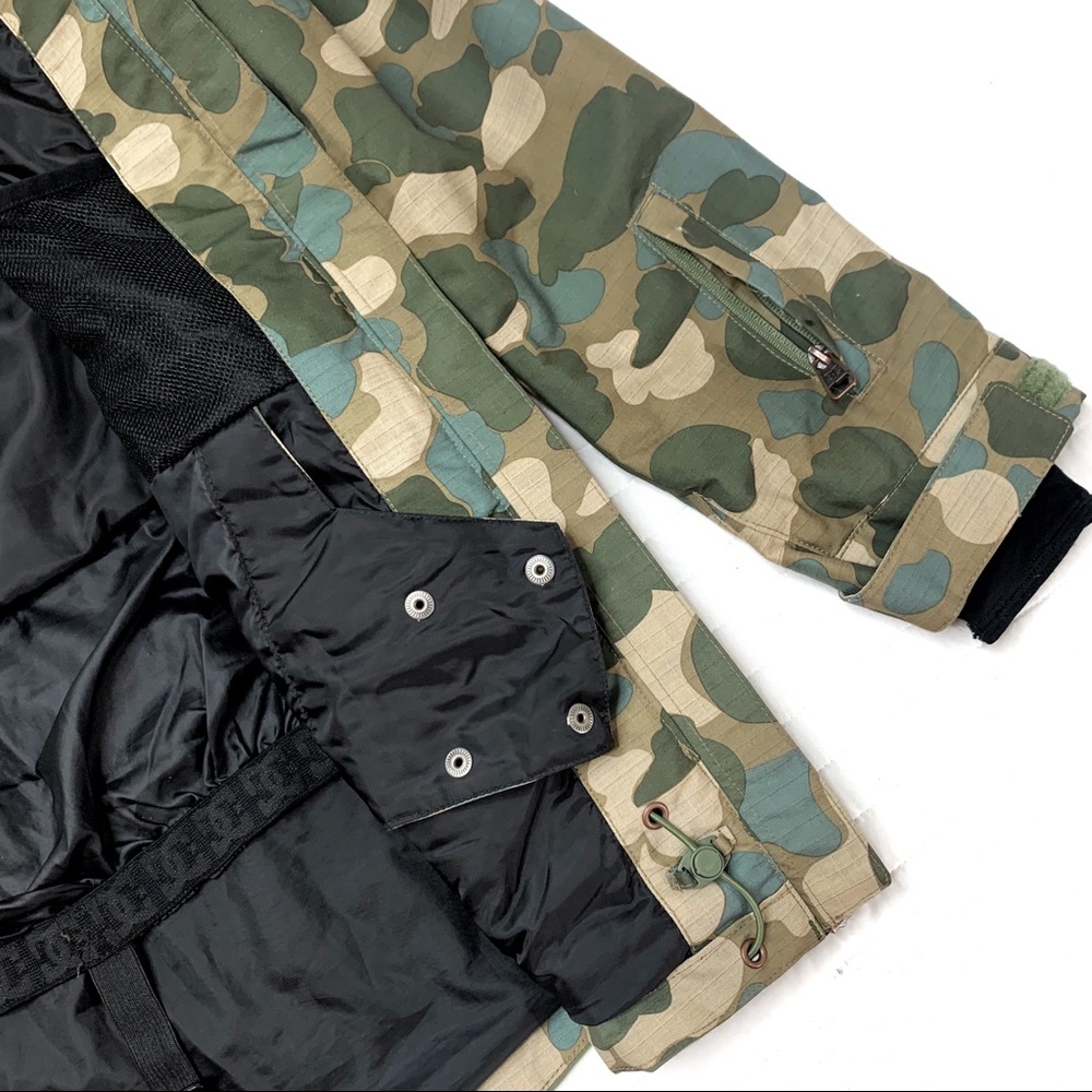 NEW DC SHOES CAMO SNOWBOARD SKI JACKET - Picture 5 of 9